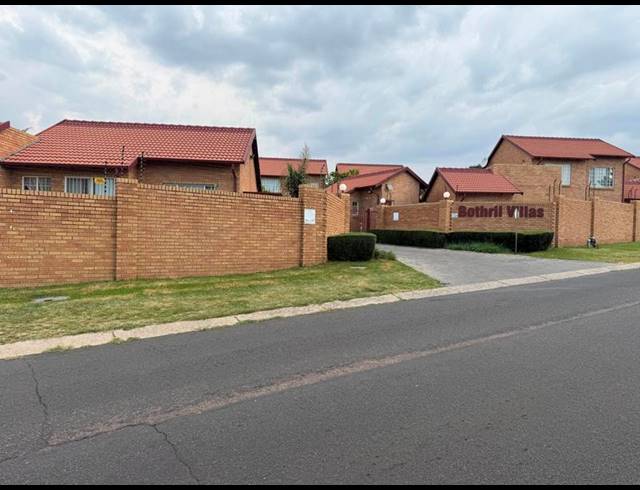 2 BEDROOM PROPERTY TO RENT IN THE REEDS